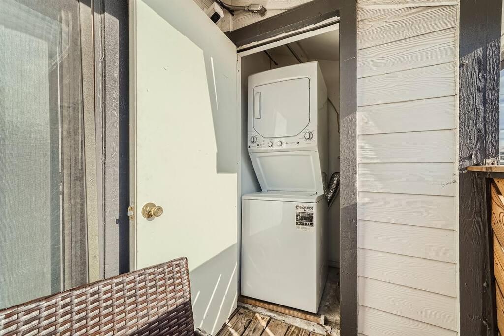 Chic 2B Getaway - 10Min To Dtwn - W/D, Pool, Prkg Austin Exterior foto
