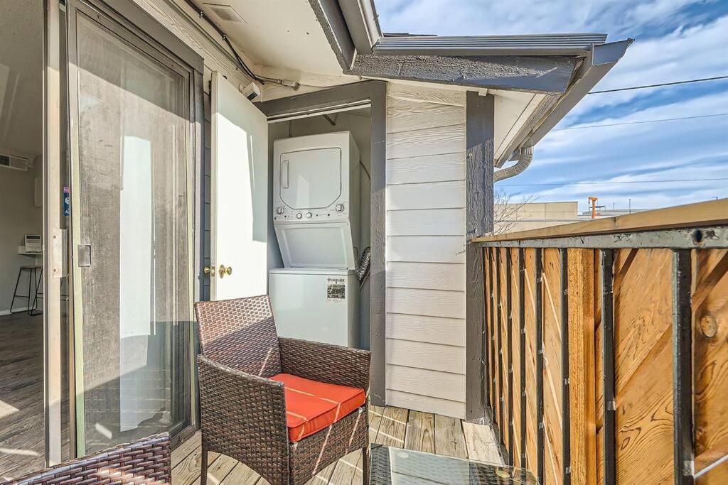 Chic 2B Getaway - 10Min To Dtwn - W/D, Pool, Prkg Austin Exterior foto